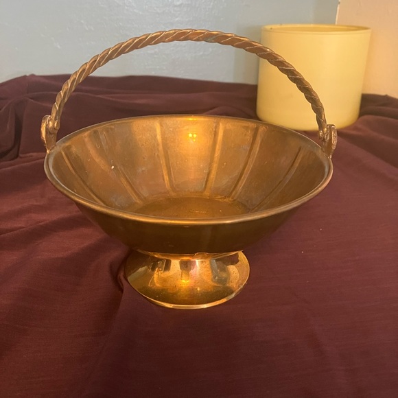 Brass basket - Picture 3 of 5